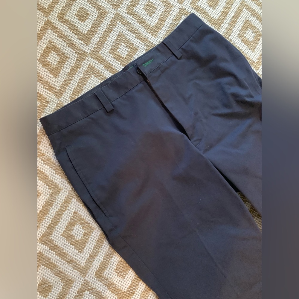 Orvis Ultimate Khaki Pants NWT 33W 34L Navy Blue